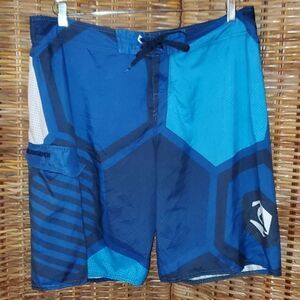 Quicksilver Cypher Series Board Shorts 38